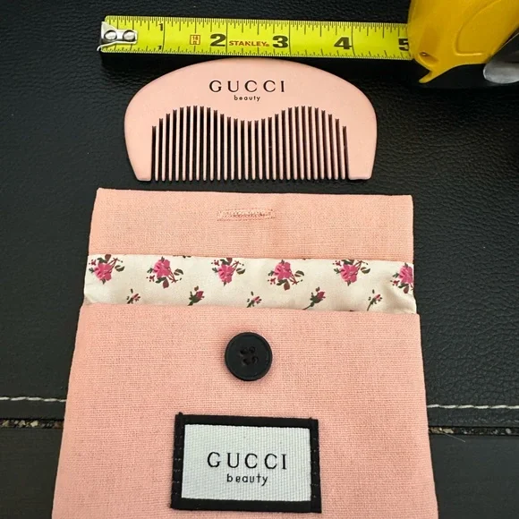 Gucci | Accessories | Nwot Gucci Comb And Pouch Perfect For  display picture 1
